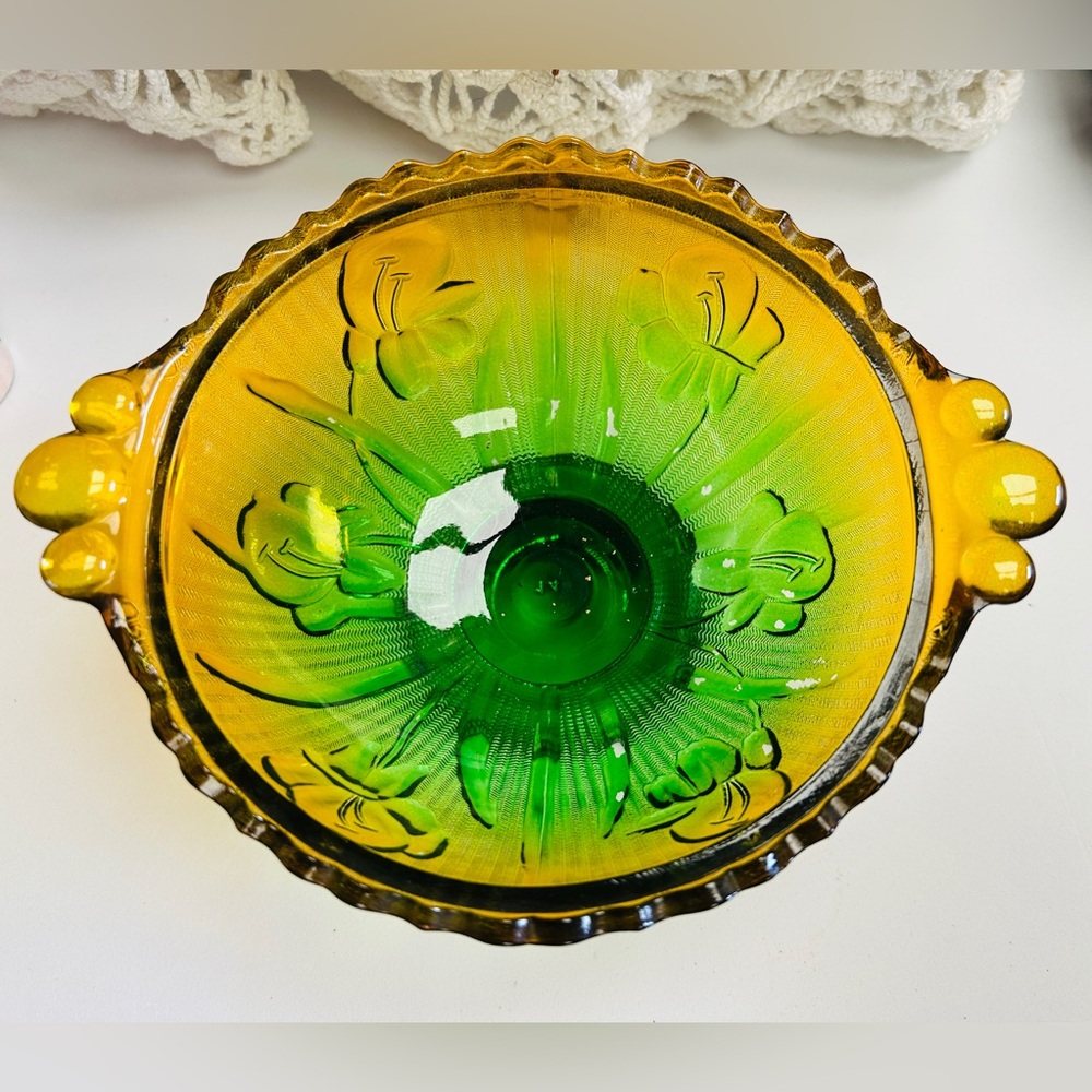 Vintage Jeannette glass bowl, Iris & Herringbone pattern in green & yellow. - Picture 2 of 6